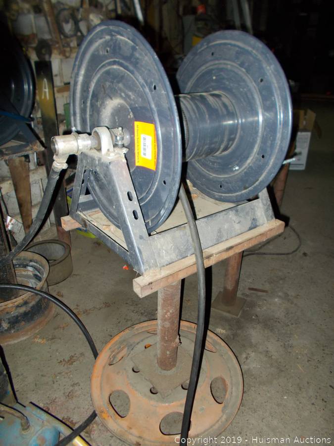 AIR HOSE REEL WITH STAND Auction