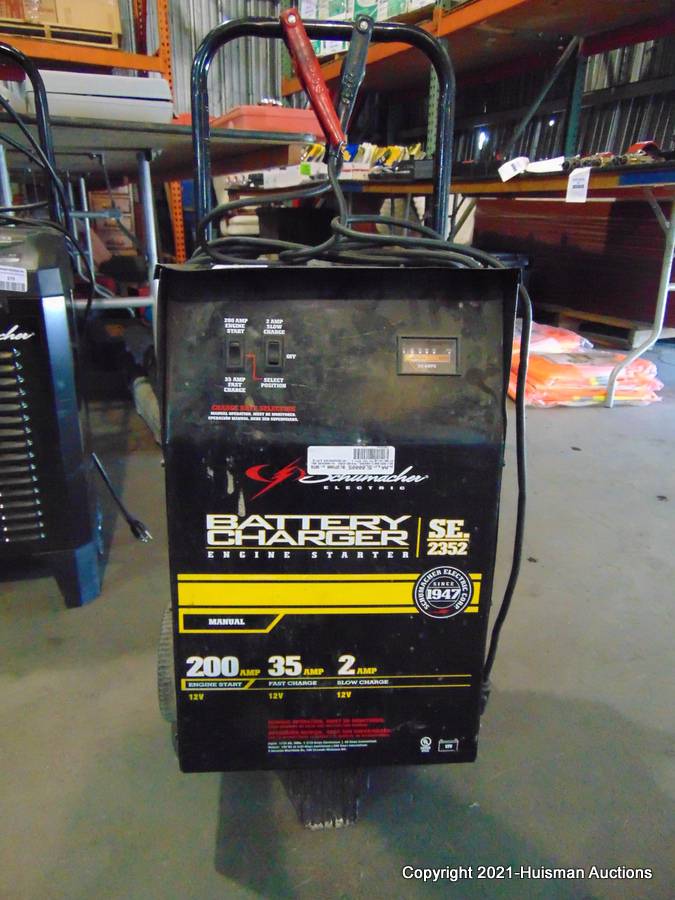 SCHUMACHER SE 2352 200AMP 12V BATTERY CHARGER/ENGINE STARTER Auction |  Huisman Auctions