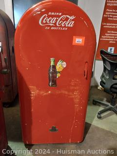 VINTAGE LATE 1940's - EARLY 1950's COCA-COLA JACOBS 26 VENDING