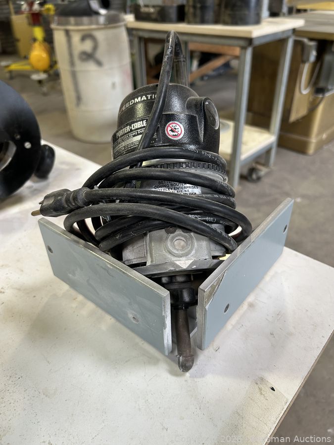 Porter-Cable Model 5362 Router w/ Angle Guides