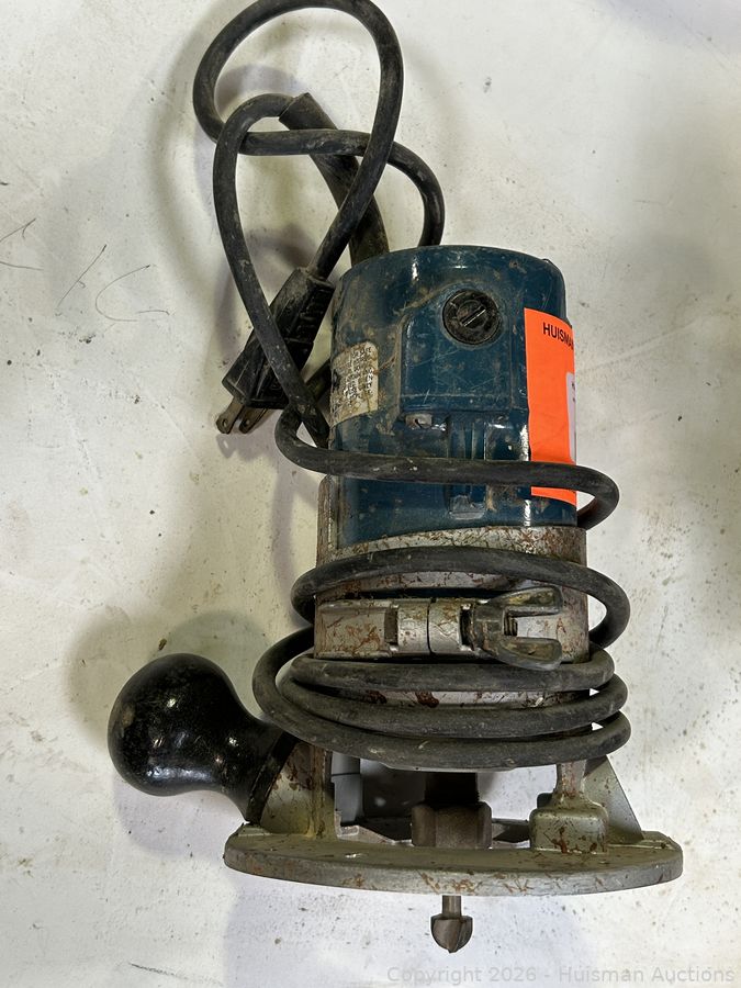 Bosch Model 1602 Router