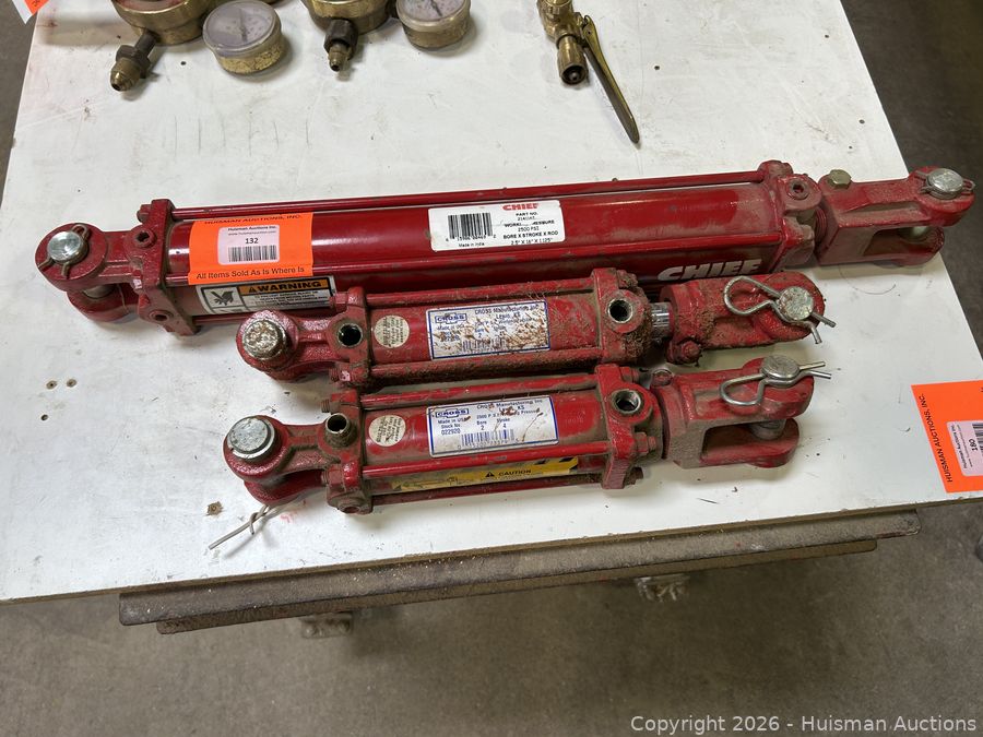 (3) Hydraulic Cylinders (1 New, 2 Used)