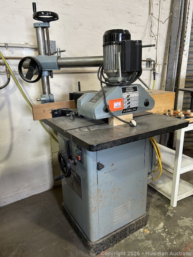 Delta Shaper w/ Stock Feeder, Cope & Stick Cutters & Tooling