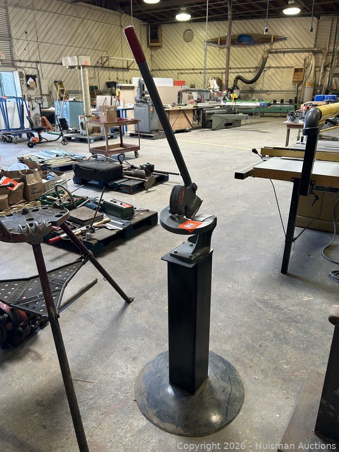 Beverly 10-Gauge Shear